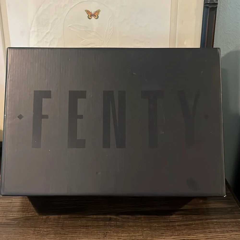 Puma x Fenty by Rihanna 'Creeper' Wrinkled Patent Leather Sneakers - sz 5.5 EUC